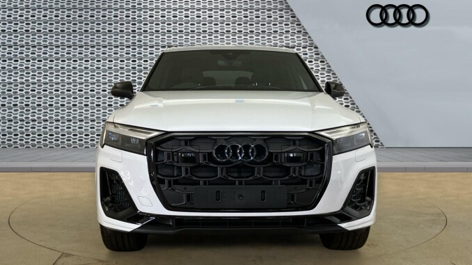 Audi Q7 3.0 TFSI Qtro 340 Black Ed 5dr Tiptronic [Tech] Petrol Estate - Image 7